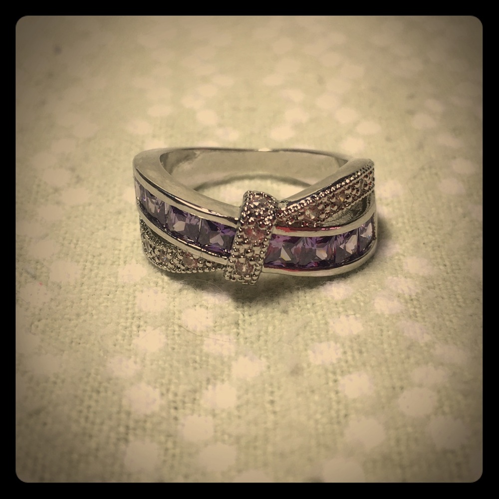 Purple and white stones ring
